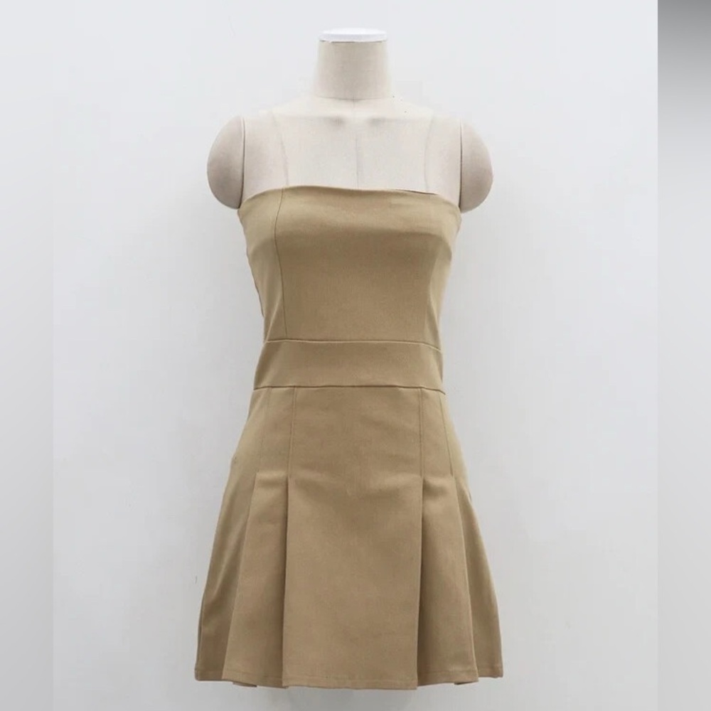 OAK + FORT NWOT Strapless Pleated Tube Preppy Tan Mini Dress - Picture 11 of 11
